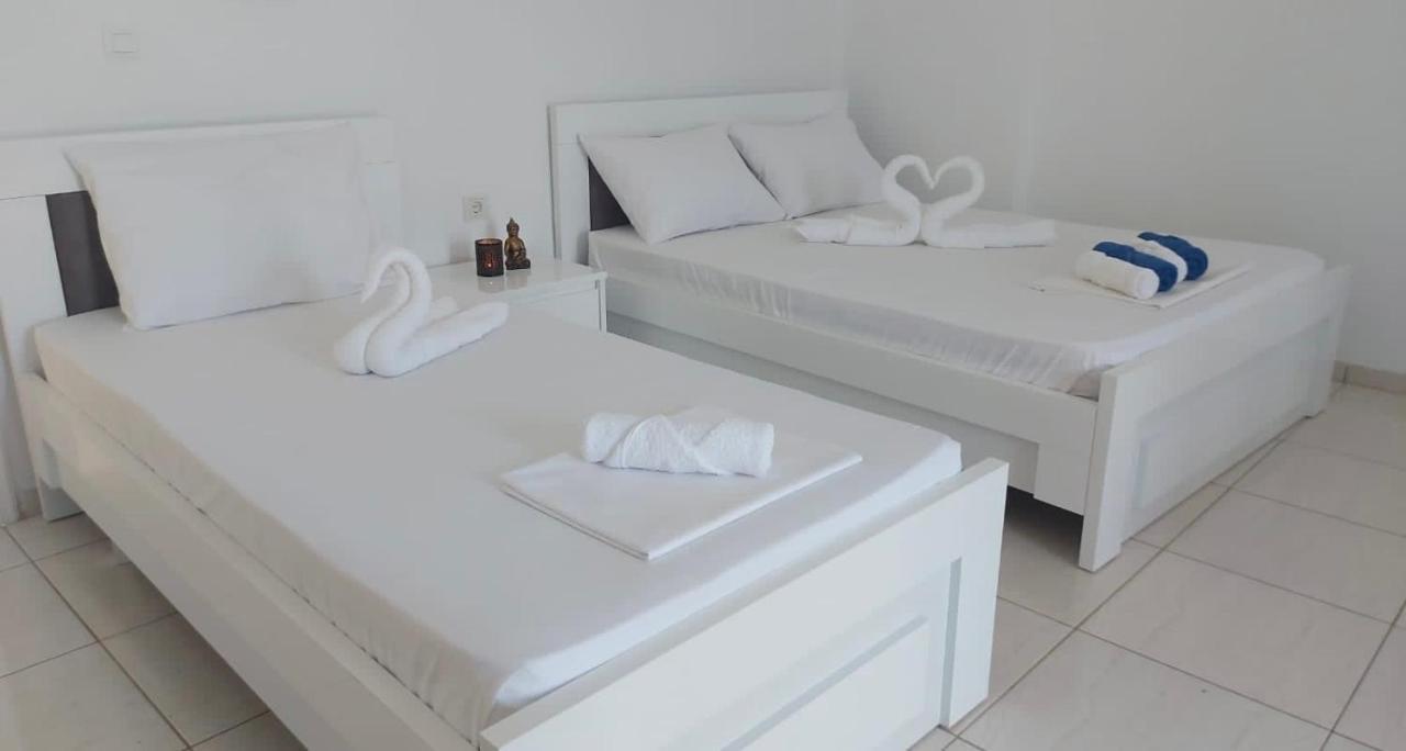 Orea Hotel Himare Exterior photo